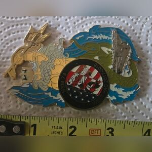 US‎ Navy Challenge Coin Large Colorful HSM 73. Shellback